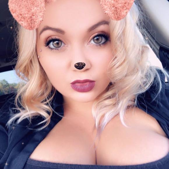 Meet your Posher, Quincii - Picture 1 of 1